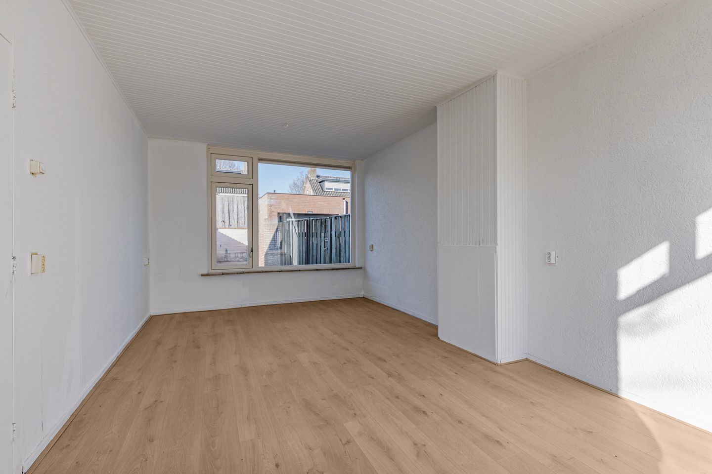 Photo 4 of Hubert van Nispenstraat 11