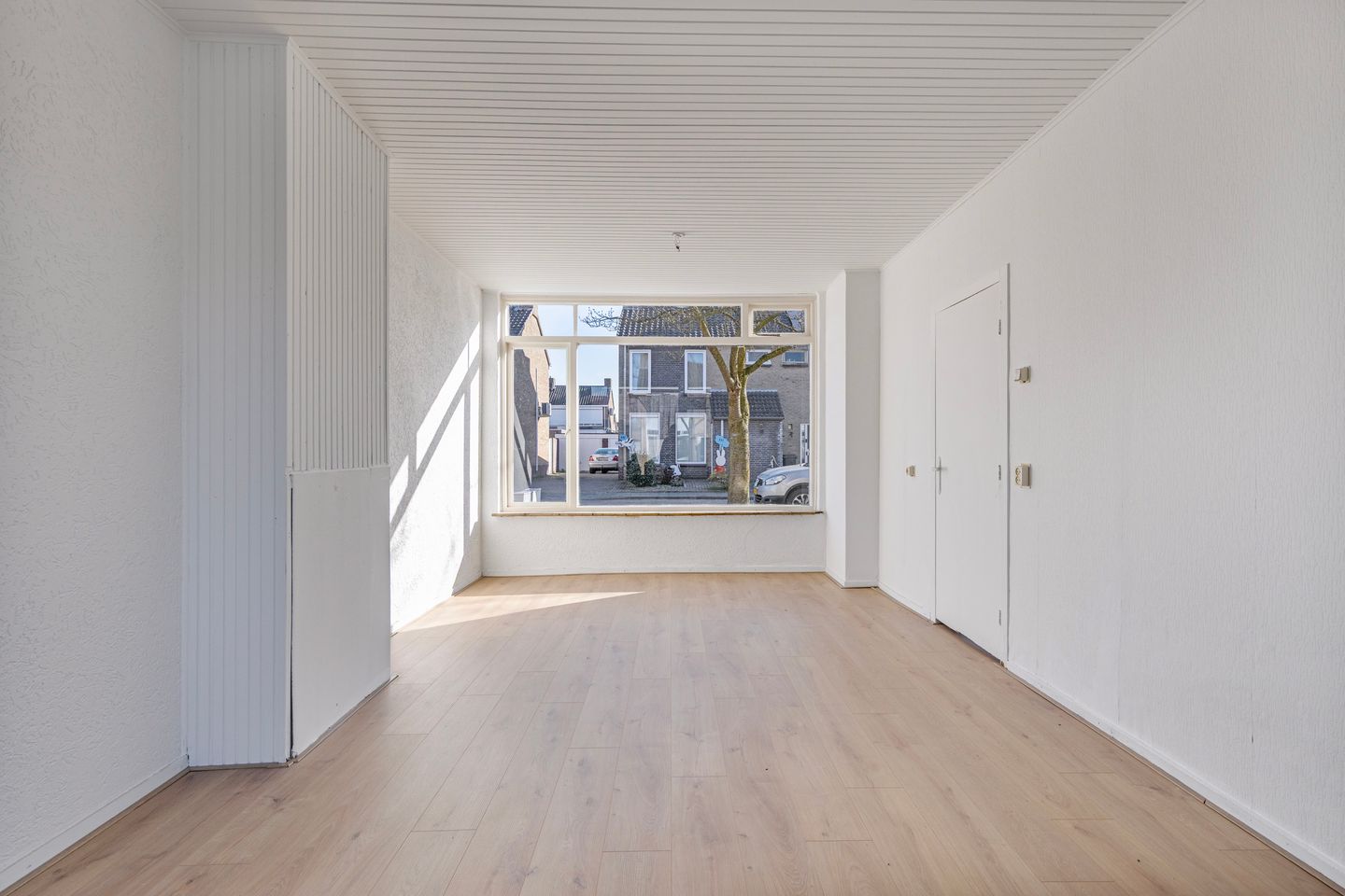 Photo 5 of Hubert van Nispenstraat 11