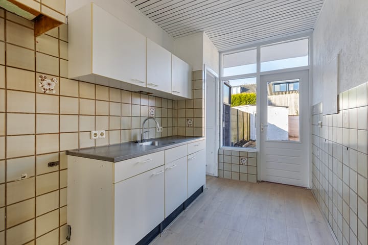 Foto 7 van Hubert van Nispenstraat 11