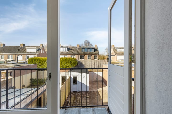 Foto 14 van Hubert van Nispenstraat 11