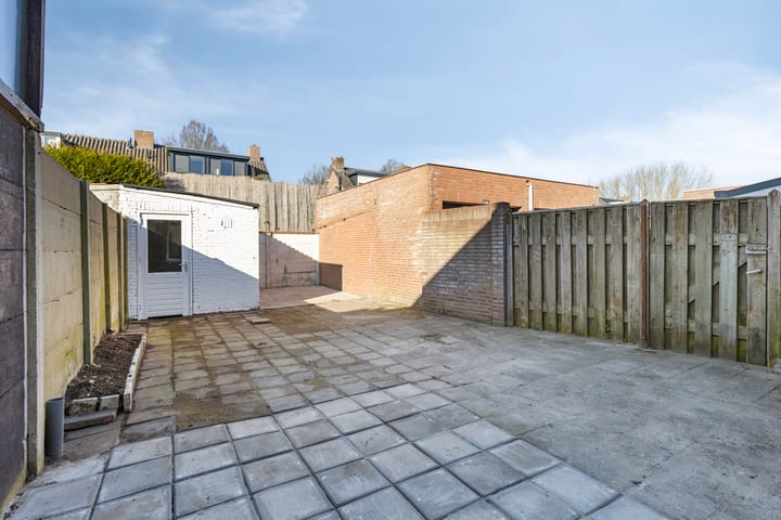 Foto 16 van Hubert van Nispenstraat 11