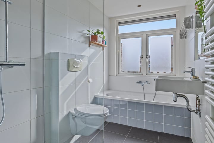 Photo 32 of Abraham Kuyperlaan 26-A02