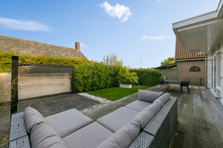 Foto 16 van Zuideinde 195