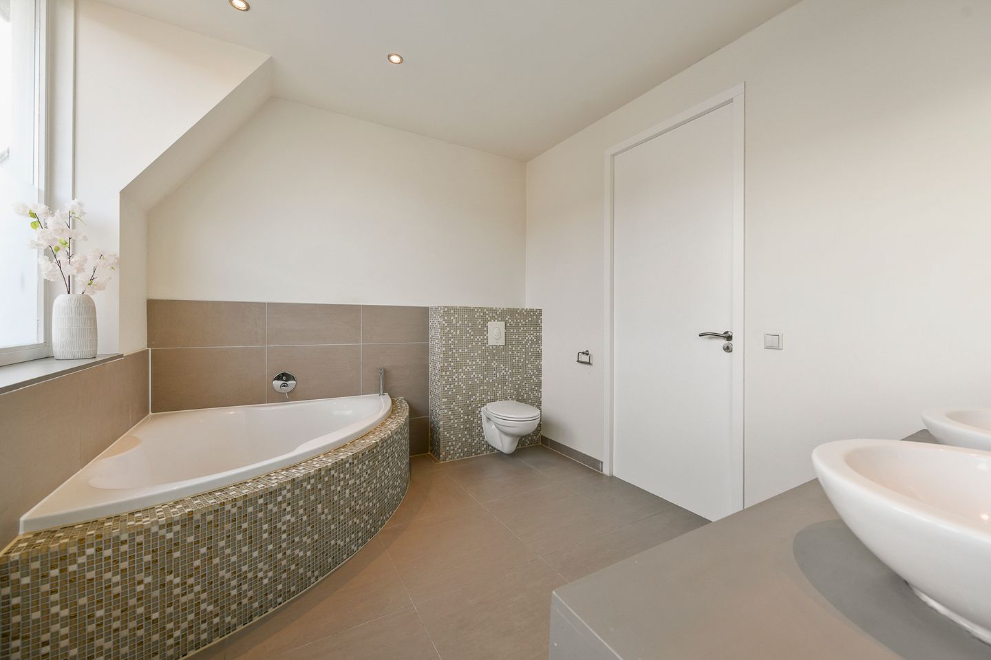 Foto 20 van Zuideinde 195