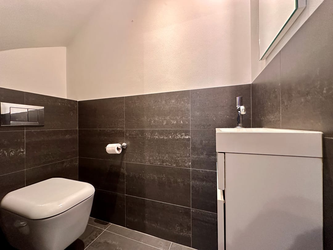 Photo 7 of Heyencamp 68