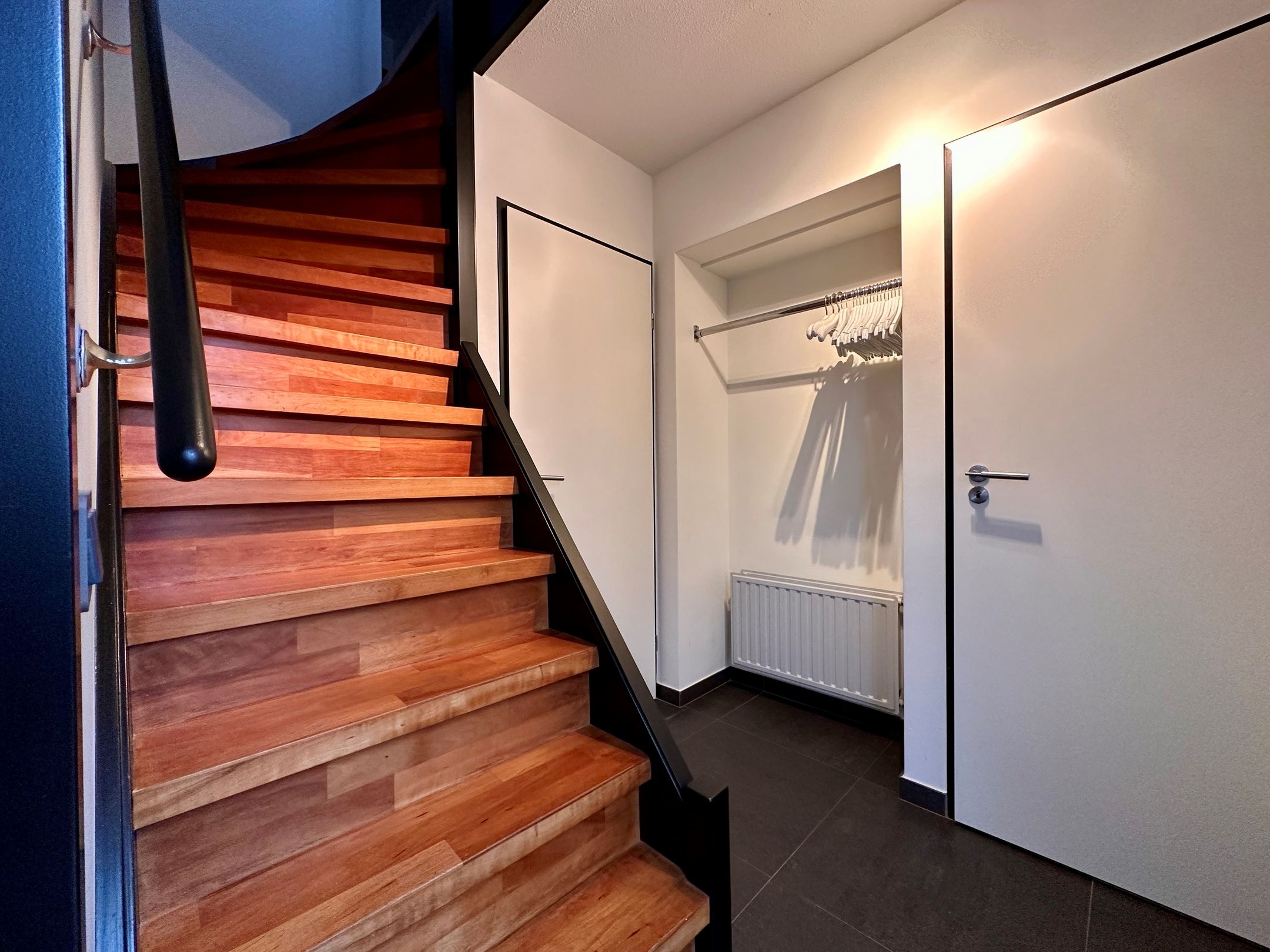 Photo 6 of Heyencamp 68