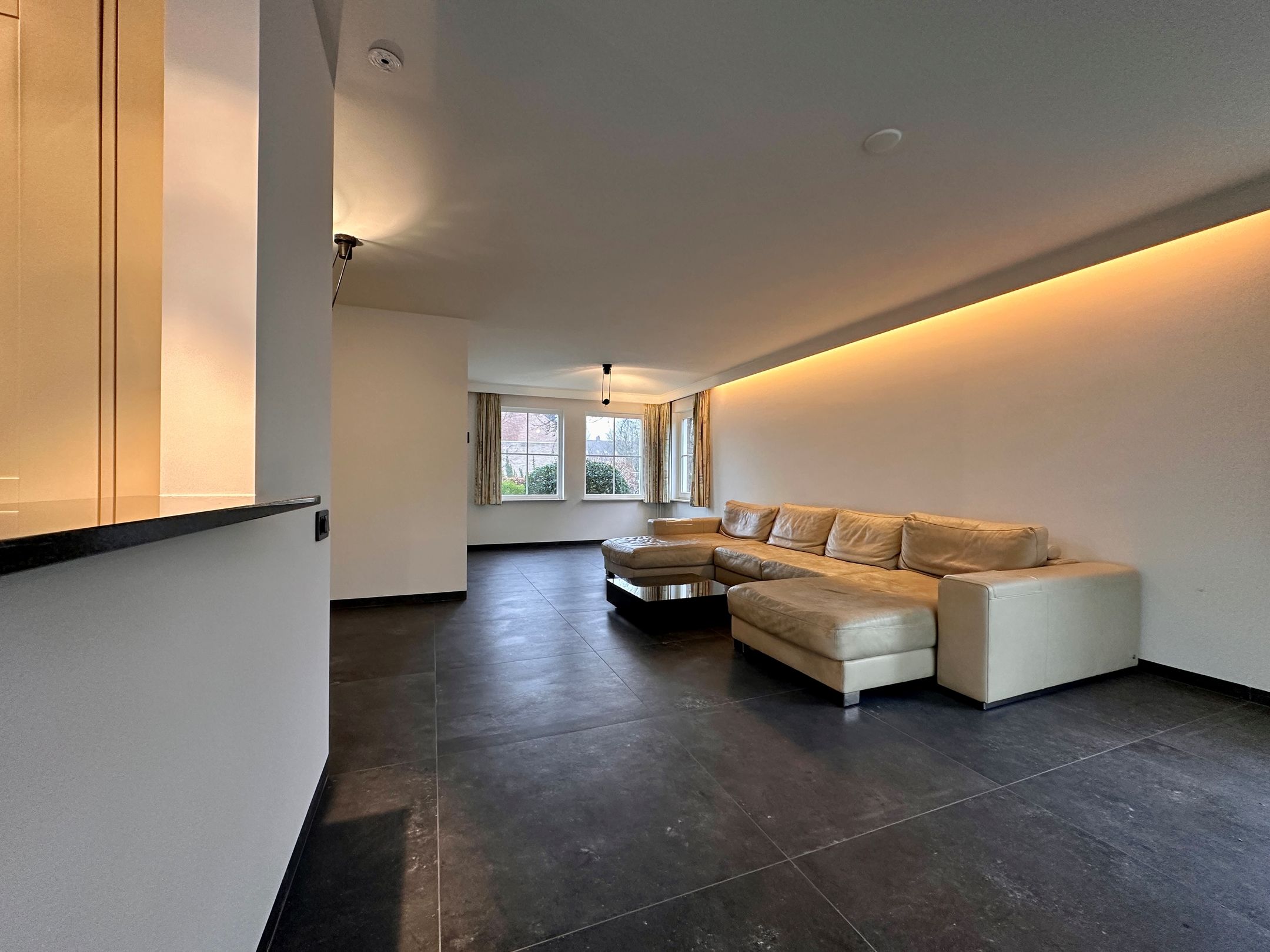 Photo 9 of Heyencamp 68