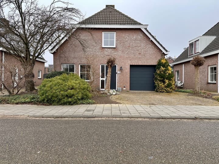 Photo 2 of Heyencamp 68