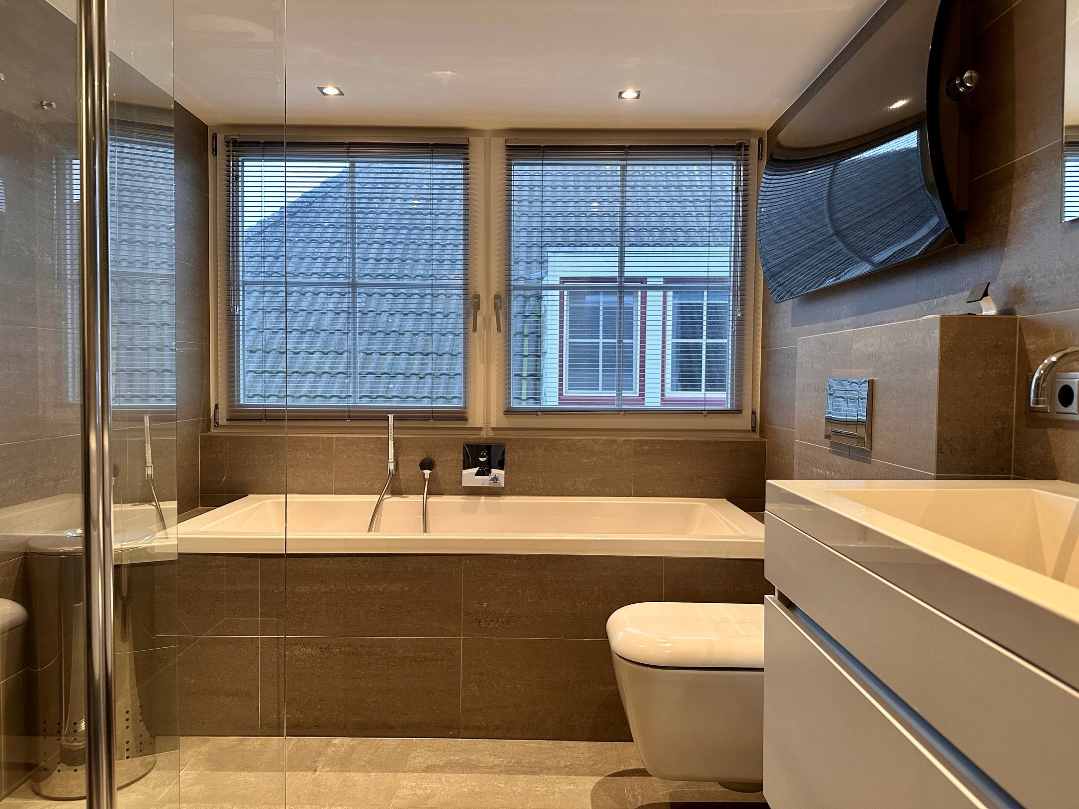 Photo 33 of Heyencamp 68