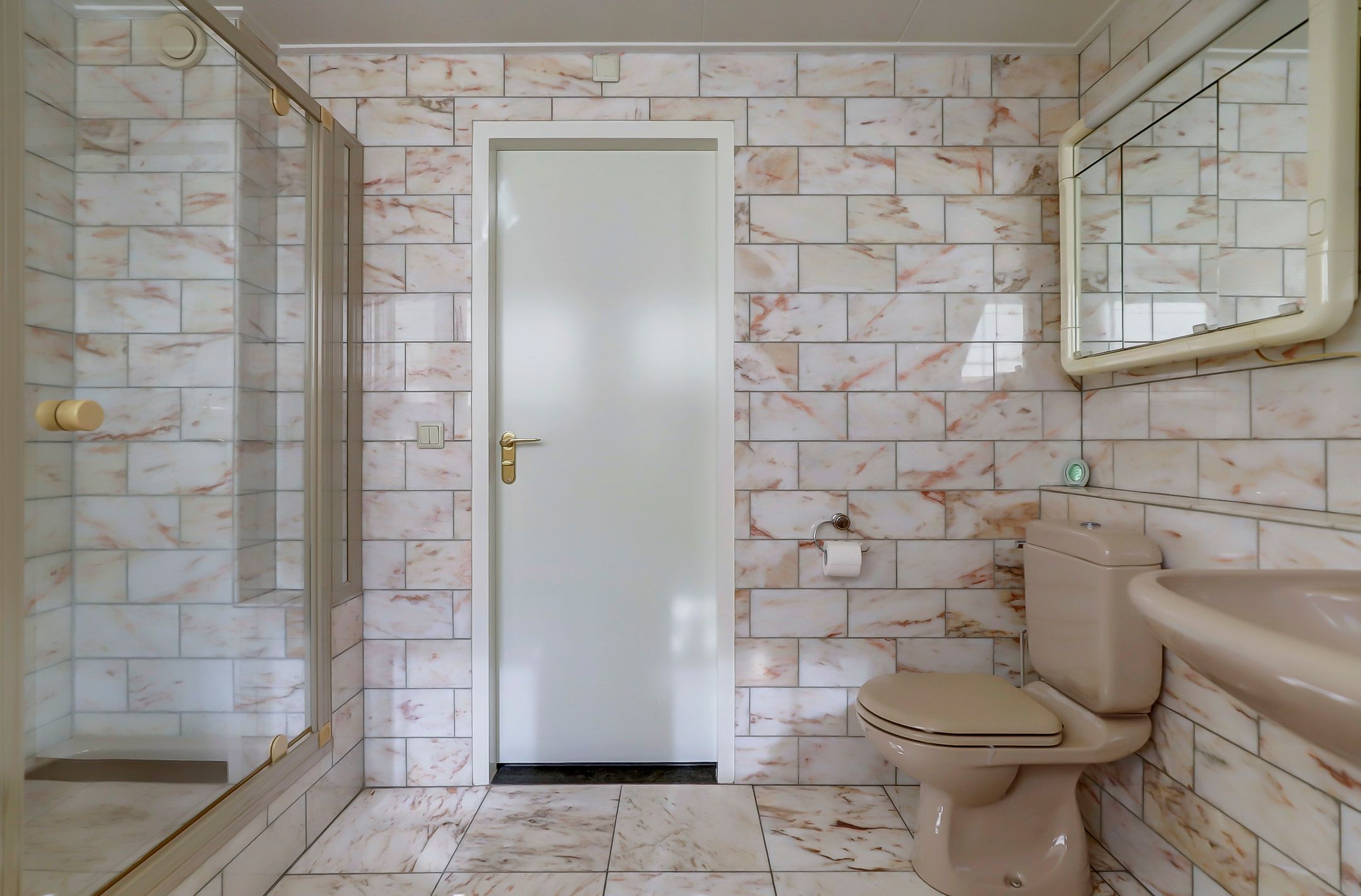 Foto 42 van Veldstraat 8-A