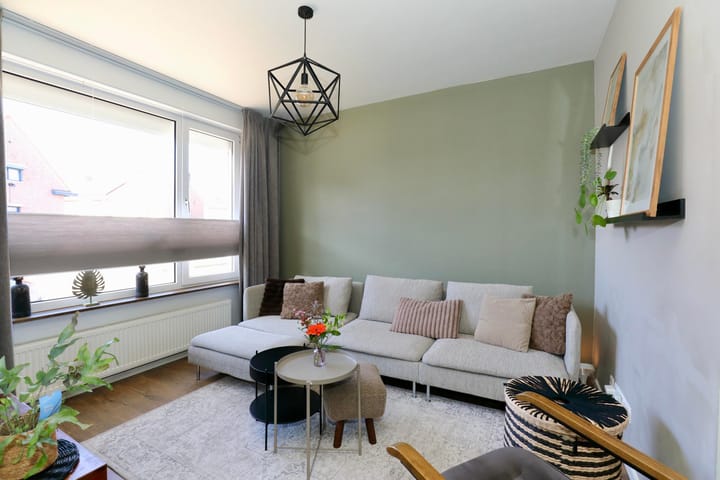 Foto 2 van H. Roland Holststraat 3