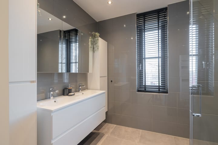 Foto 24 van Schouwstraat 4