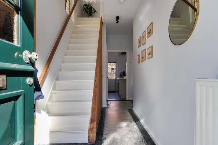 Foto 5 van Van Meerbeekstraat 1