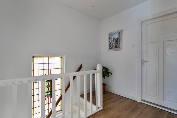 Foto 20 van Van Meerbeekstraat 1