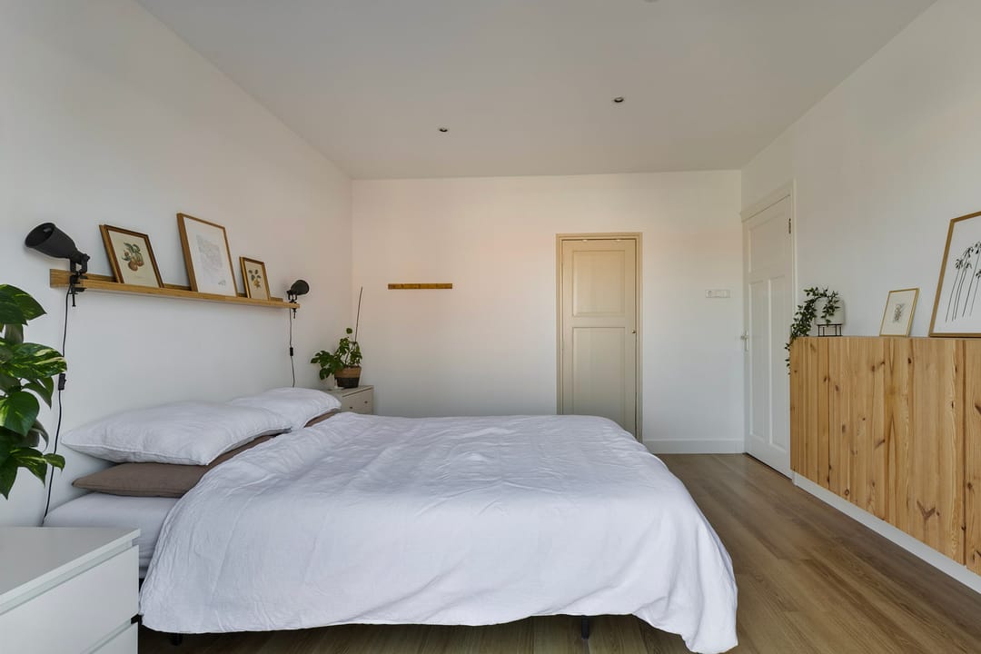 Foto 23 van Van Meerbeekstraat 1