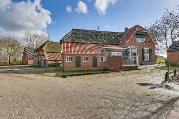 Foto 30 van Schreursweg 1