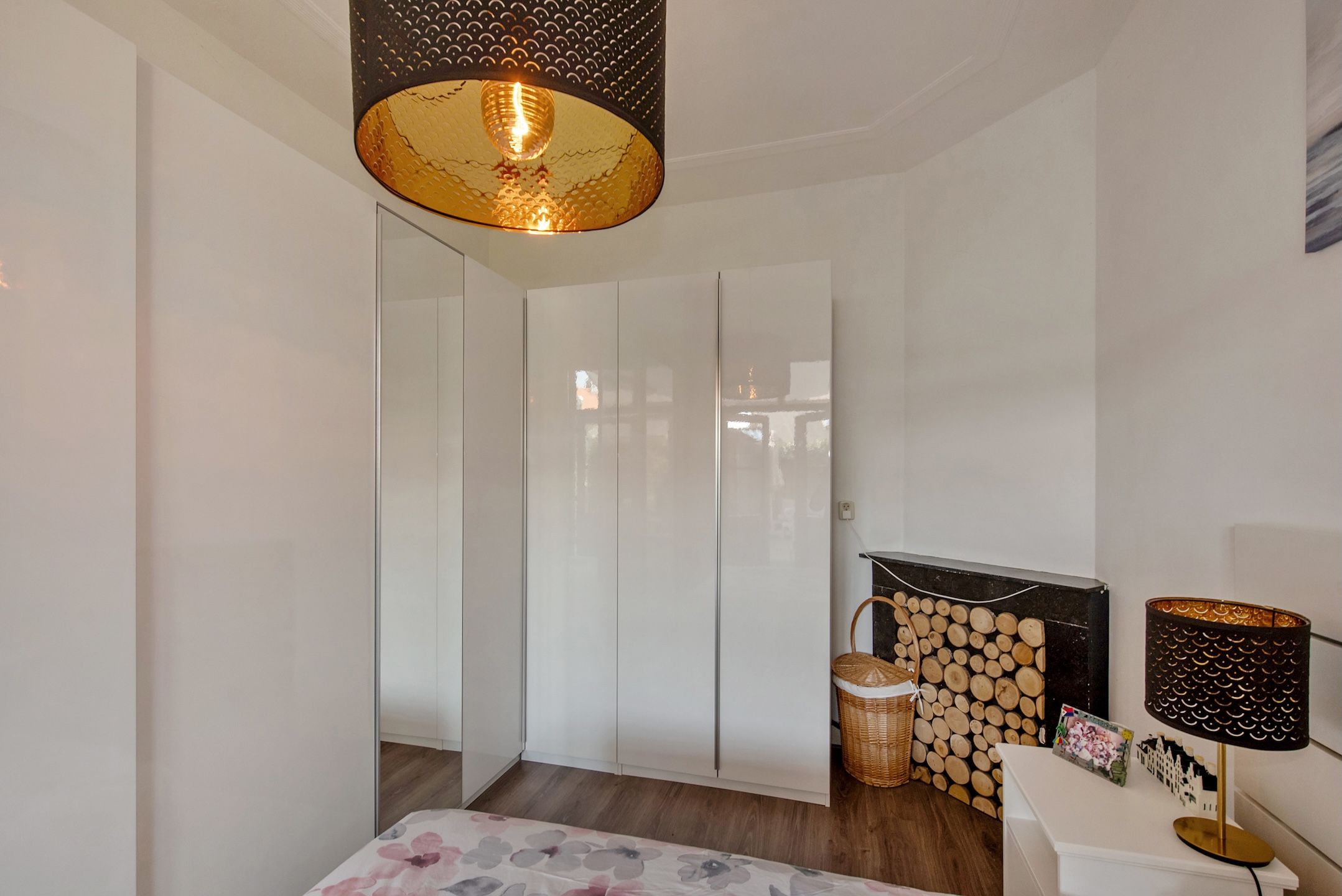 Photo 24 of Simonsstraat 95