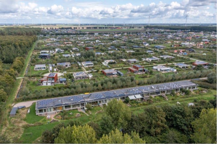 Photo 4 of Emile Durkheimweg 169