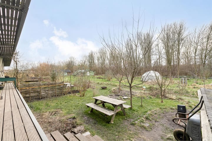 Photo 32 of Emile Durkheimweg 169