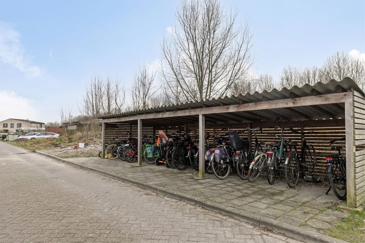 Photo 37 of Emile Durkheimweg 169