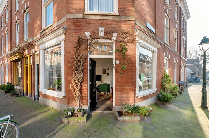 Photo 5 of Van Swindenstraat 2