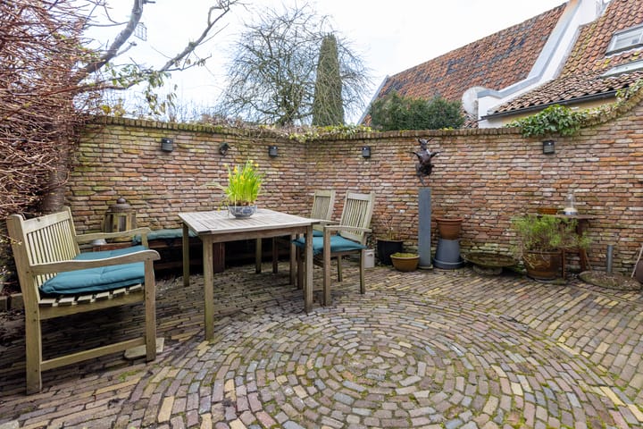 Foto 31 van Huizerpoortstraat 4