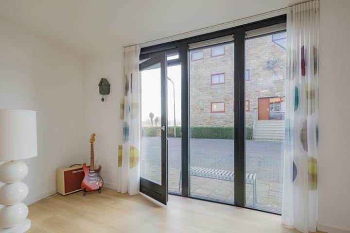 Foto 9 van L. Springerstraat 93