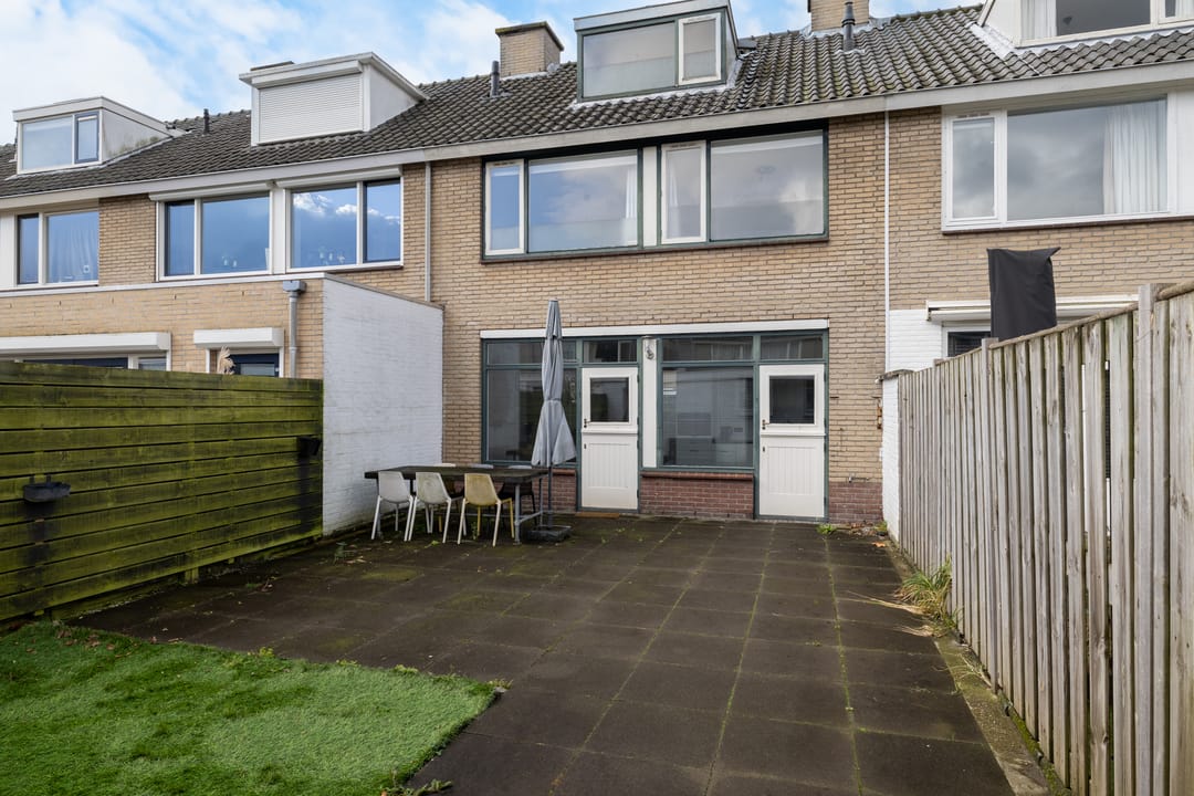 Photo 32 of Meent 45