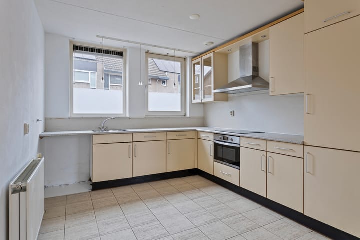 Photo 8 of Hoogstraat 52