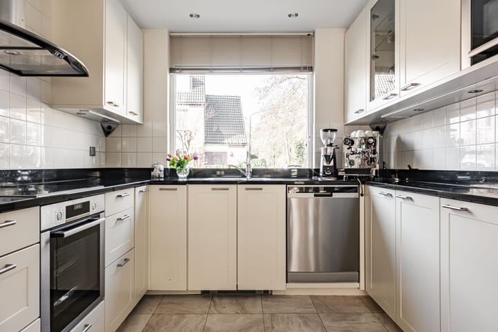 Foto 9 van Van Kempenhof 68