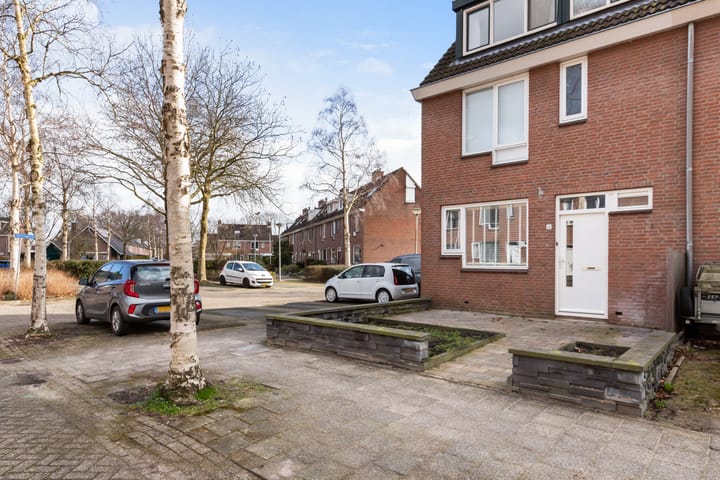 Foto 46 van Karperstraat 14