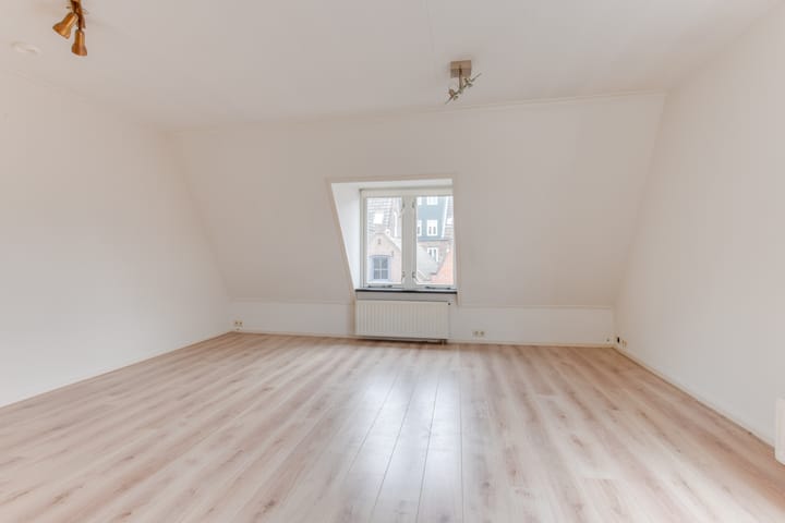 Foto 9 van Laat 131-B