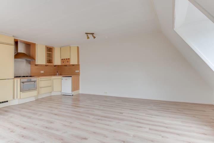 Foto 10 van Laat 131-B