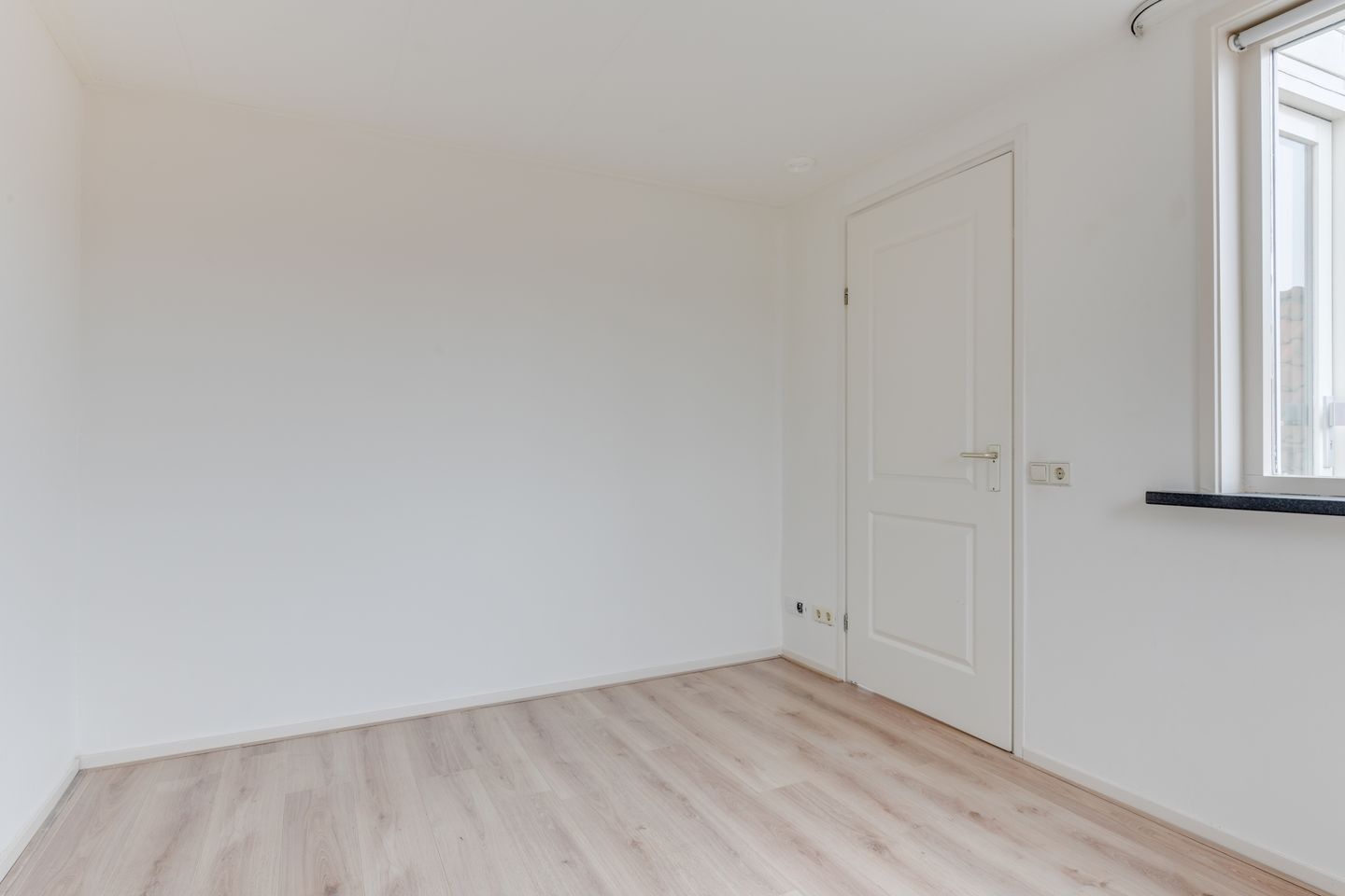 Foto 14 van Laat 131-B