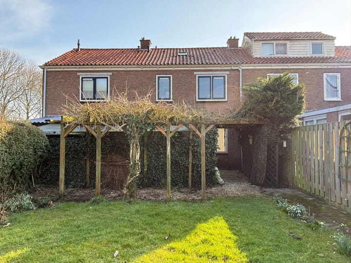 Foto 14 van Burg. Burgerstraat 23