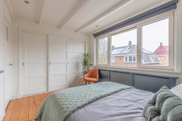 Photo 22 of Burg. Gaarlandtstraat 10