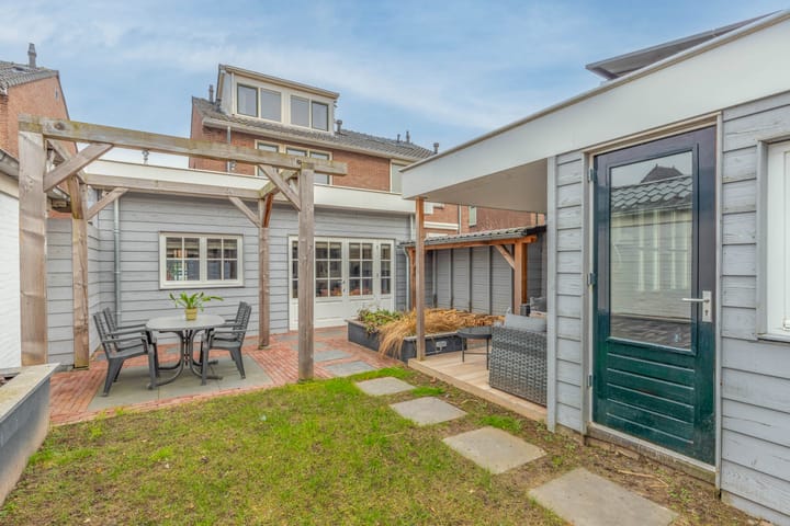 Photo 37 of Burg. Gaarlandtstraat 10