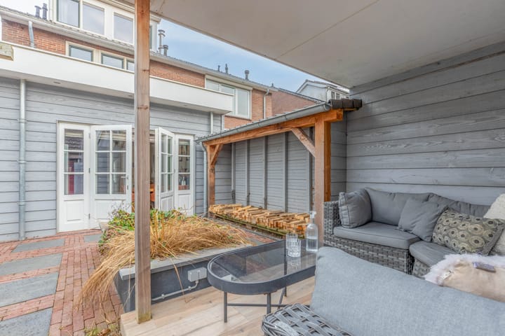 Photo 38 of Burg. Gaarlandtstraat 10