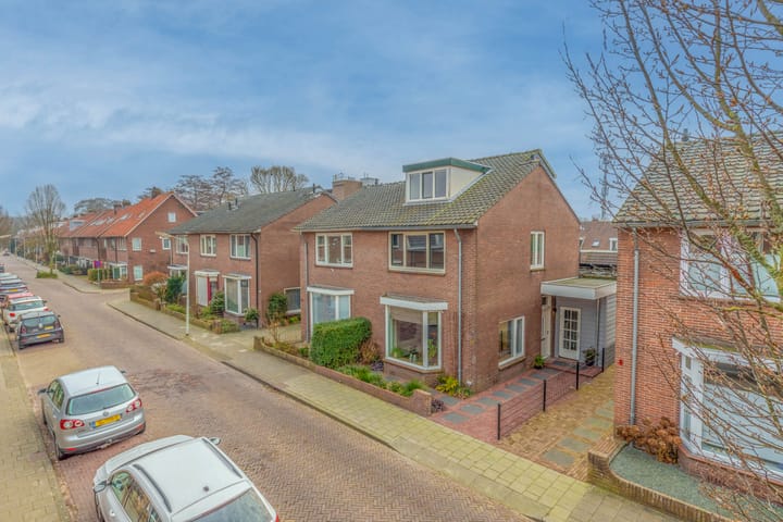 Photo 39 of Burg. Gaarlandtstraat 10