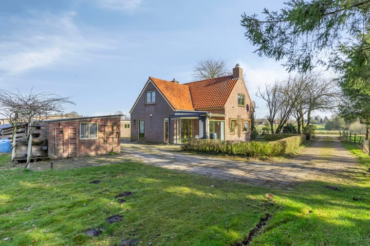 Photo 2 of Parallelweg 1