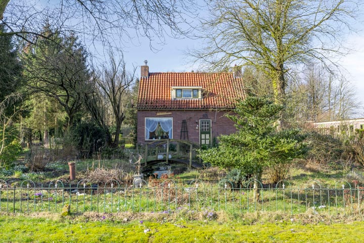 Photo 33 of Parallelweg 1