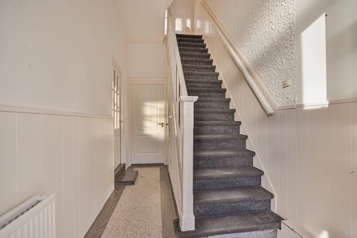 Photo 10 of Noordsingel 81-A