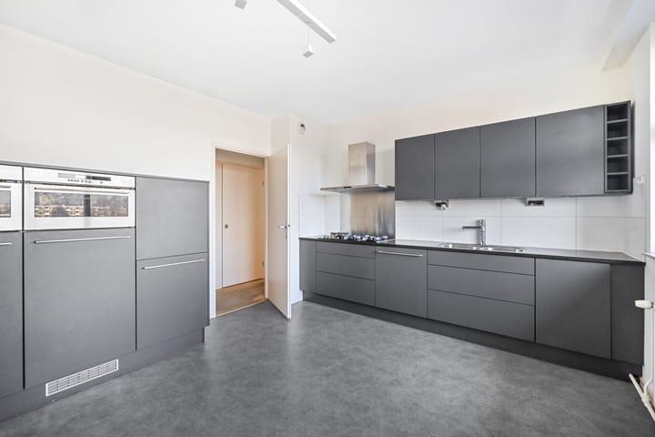 Photo 19 of Monseigneur van Steelaan 243