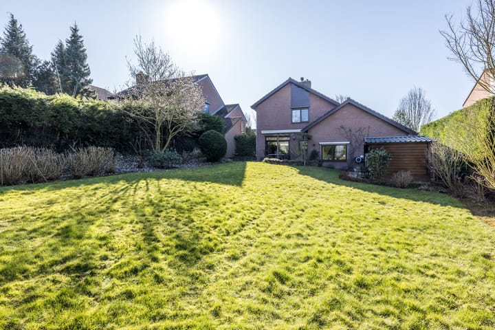 Foto 41 van Beatrixstraat 14