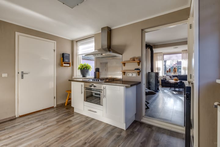 Foto 14 van Schoolstraat 137-A