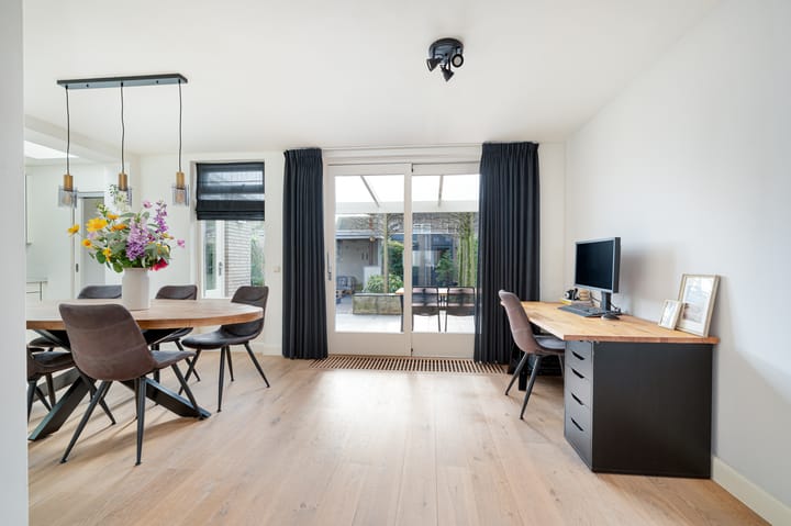 Foto 11 van Klaproosstraat 12