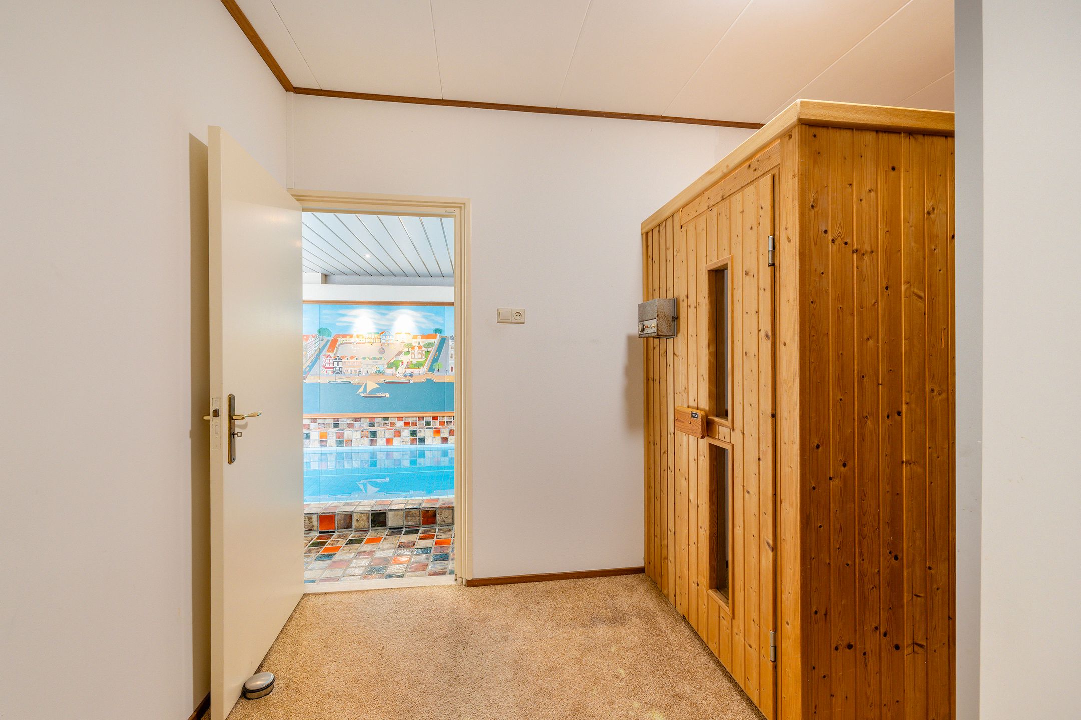 Foto 24 van D v Voornelaan 17