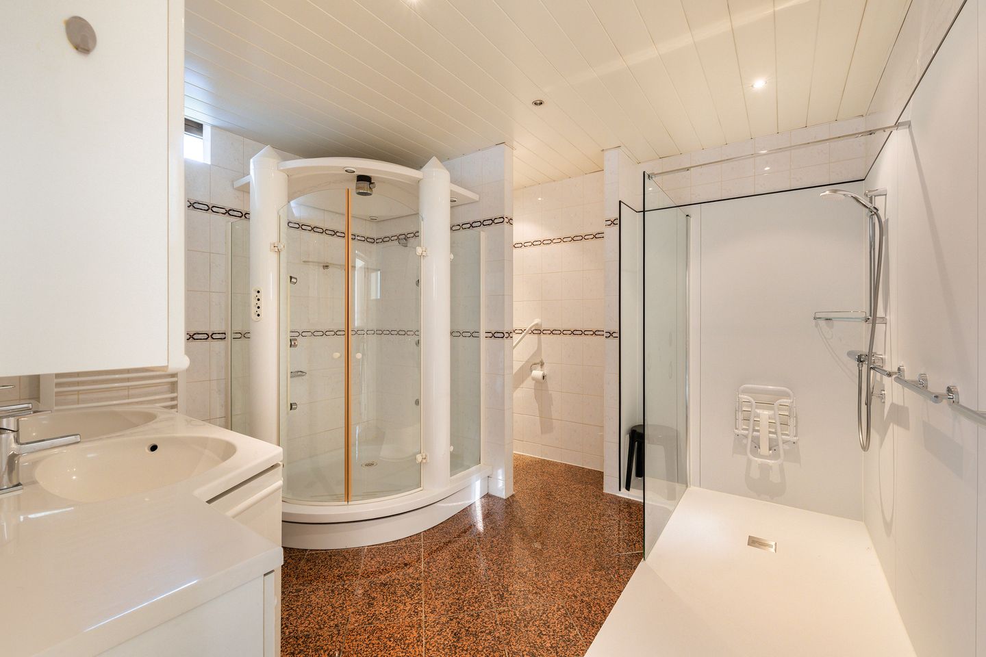 Foto 25 van D v Voornelaan 17