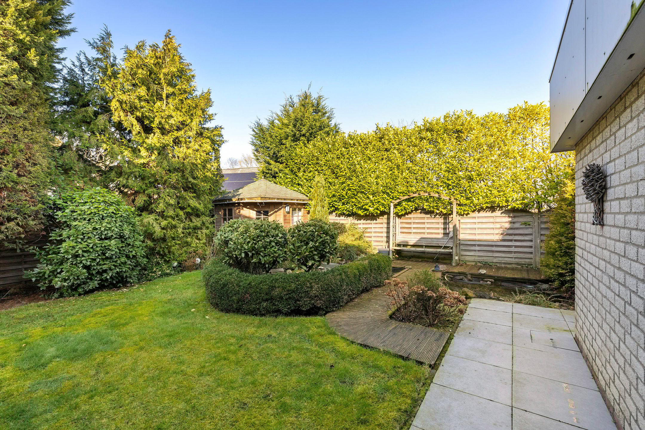 Foto 36 van D v Voornelaan 17