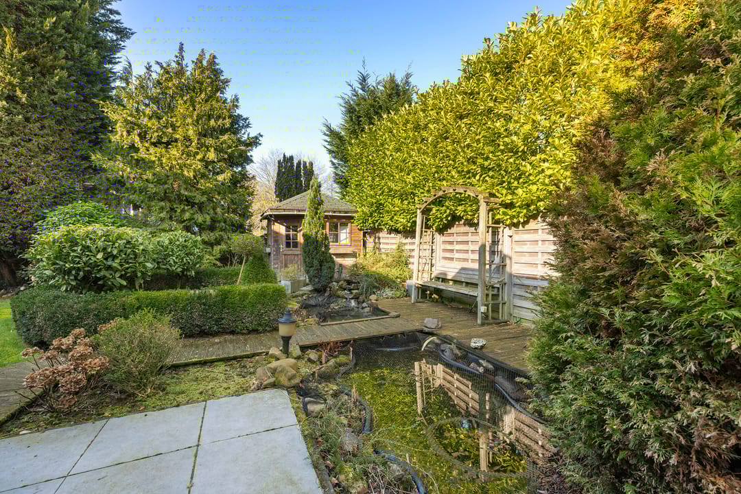 Foto 37 van D v Voornelaan 17